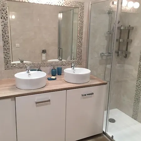 Palme D'hote 아파트 *